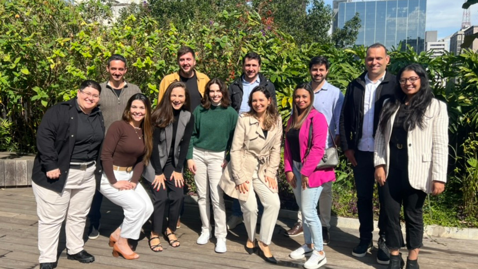 Mesa redonda - Saúd